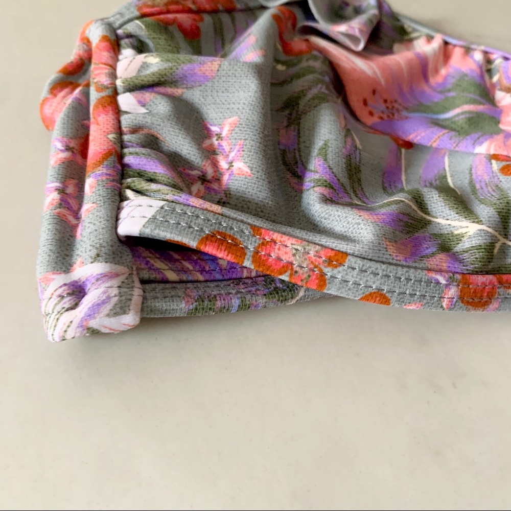 No Boundaries Women’s Gray River Floral Bikini Top Size Large - Picture 4 of 8